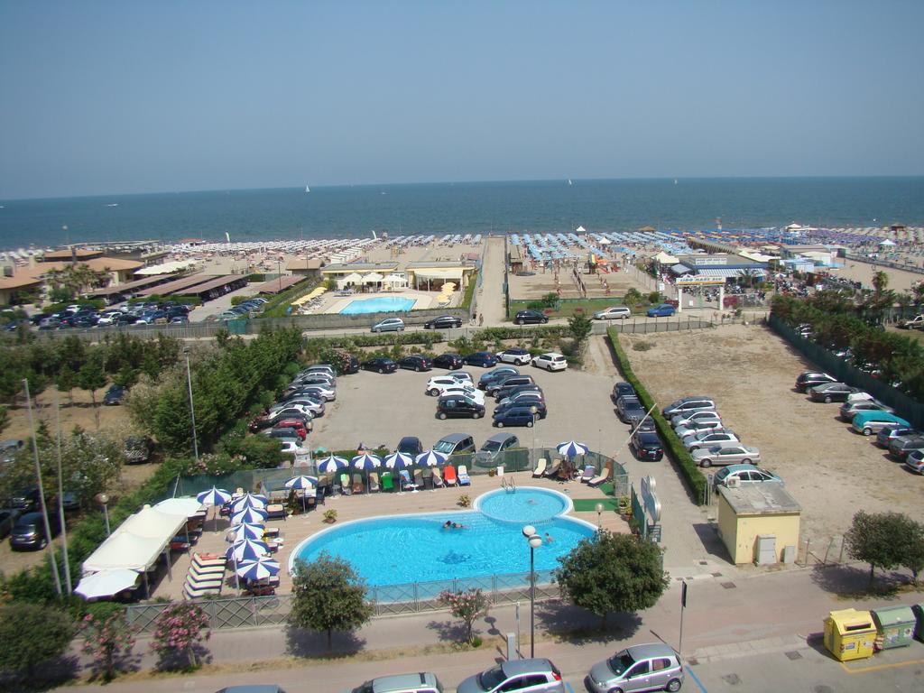 Hotel Real Sottomarina Exterior photo
